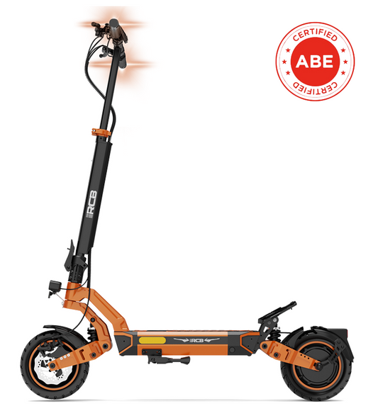 Schwarzer RCB D7 E-Scooter, faltbar für städtische Nutzung und einfache Aufbewahrung. RCB E-Scooter D7 ABE - WeRoll Tech