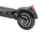 Hinterrad des Joyor Y8-S E-Scooters mit Offroad-Reifen und Rücklicht für Sicherheit, Joyor Offroad E-Scooter Y8-S (ABE) - WeRoll Tech