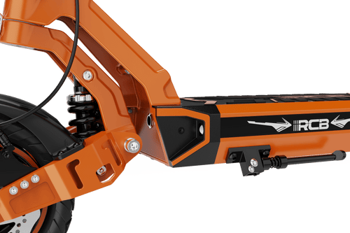 RCB D7 Pro E-Scooter fortschrittlichen Pendelarm-Federung vorne und hinten. RCB E-Scooter D7 Pro ABE - WeRoll Tech