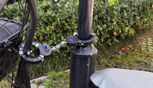 Handschellenschloss für E-Scooter und Fahrräder