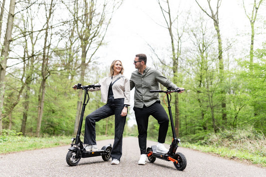 E-Scooter & Sicherheit im Straßenverkehr: So schützt du dich (und andere) vor Unfällen! - WeRoll Tech