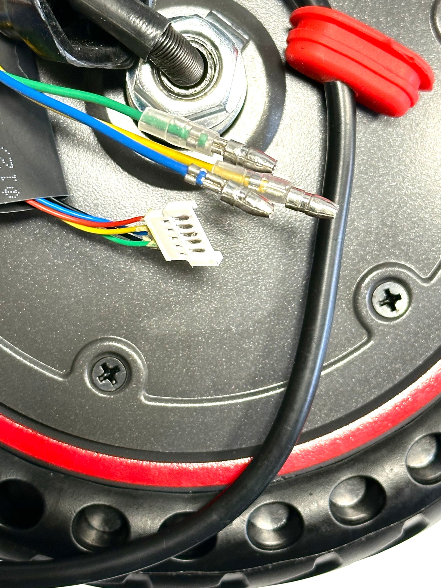 EV85F-Motor Schwarz-Rot - Bild 3