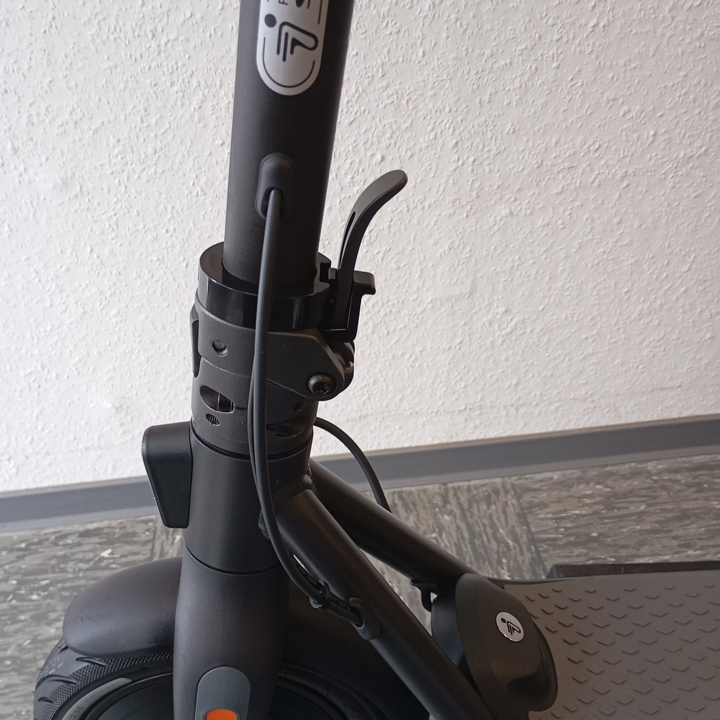 Segway Ninebot Gebrauchte E-Scooter F20D - [Gut]