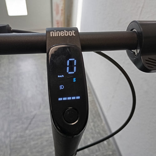 Segway Ninebot Gebrauchte E-Scooter F20D - [Gut]
