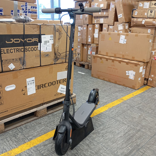 Segway Ninebot Gebrauchte E-Scooter F20D - [Gepflegt]