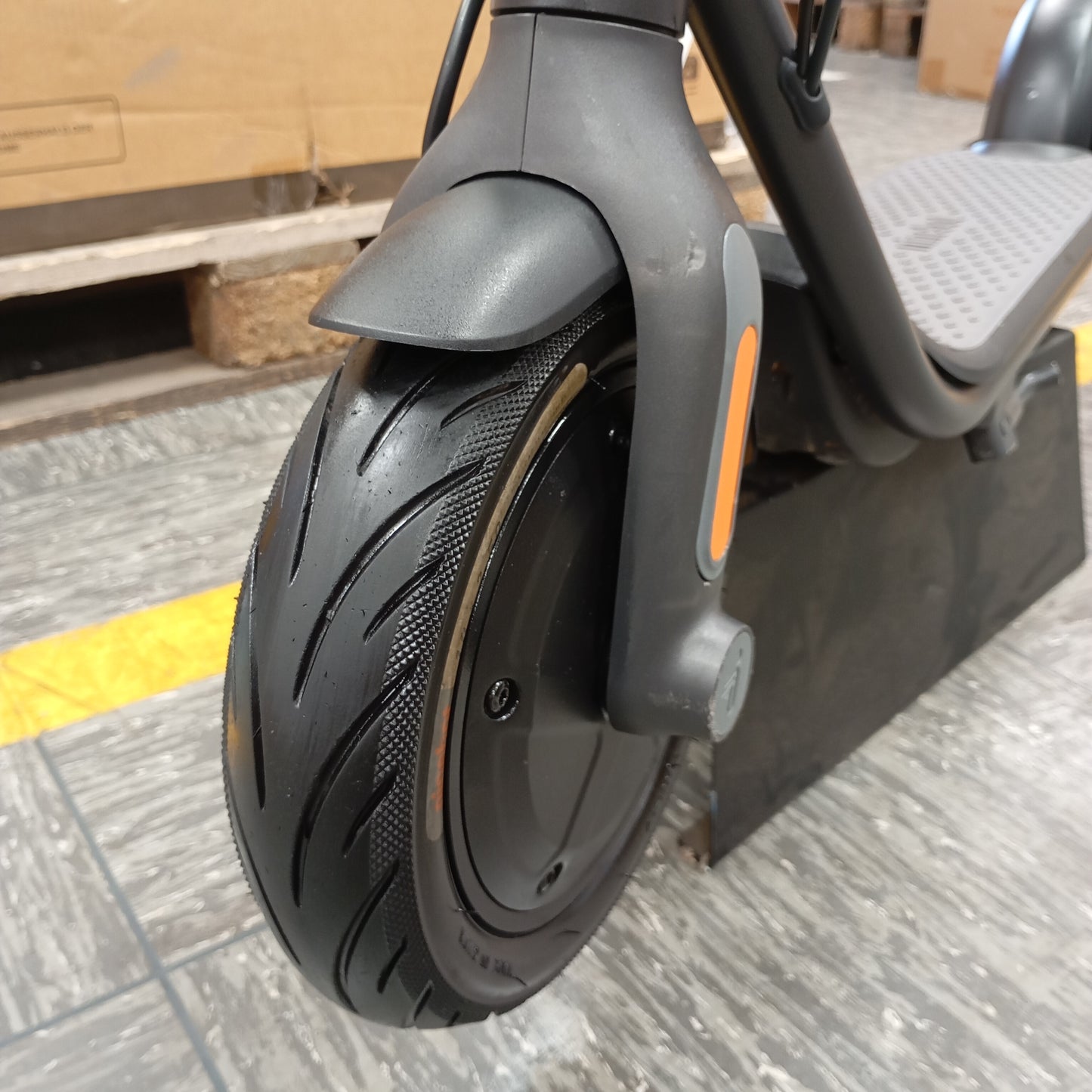 Segway Ninebot Gebrauchte E-Scooter F20D - [Gepflegt]