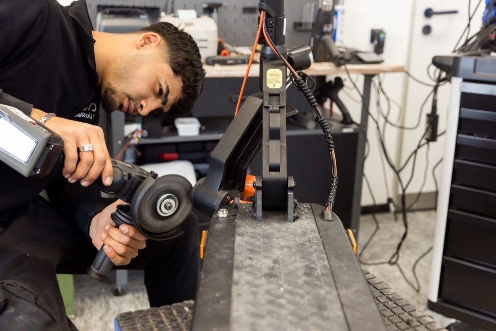 Reparaturservice für E-scooter img