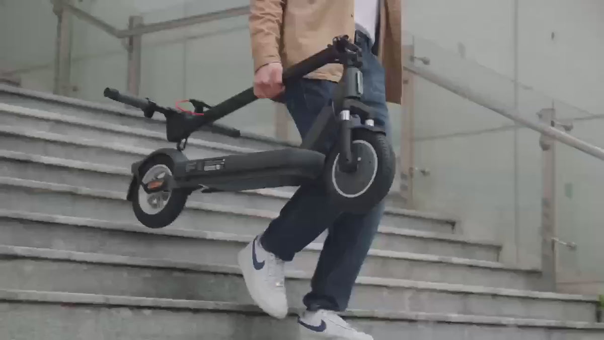 5TH WHEEL V40 Pro E-scooter